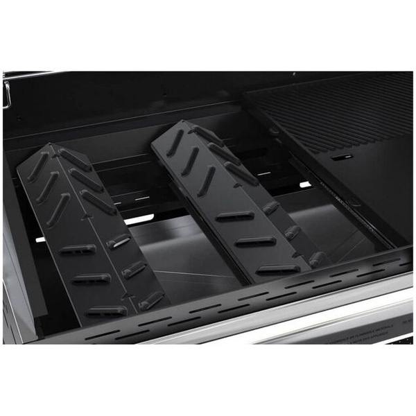 Classic 4B Grill W/ Cart,  Shelf And Ss Side Burner