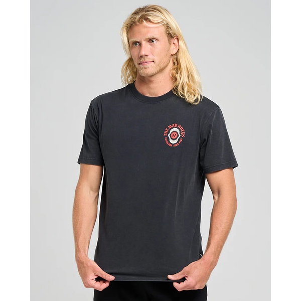 Mad Hueys Tee Ss Shark Tins Washed Black