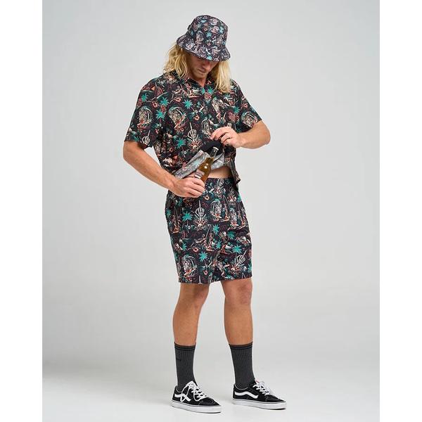 Mad Hueys Shirt Ss Woven She'll Be Right Black