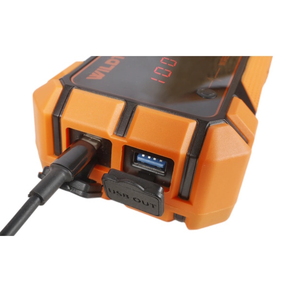 Battery Jumpstarter 17Kmah H/D Case 500L Torch