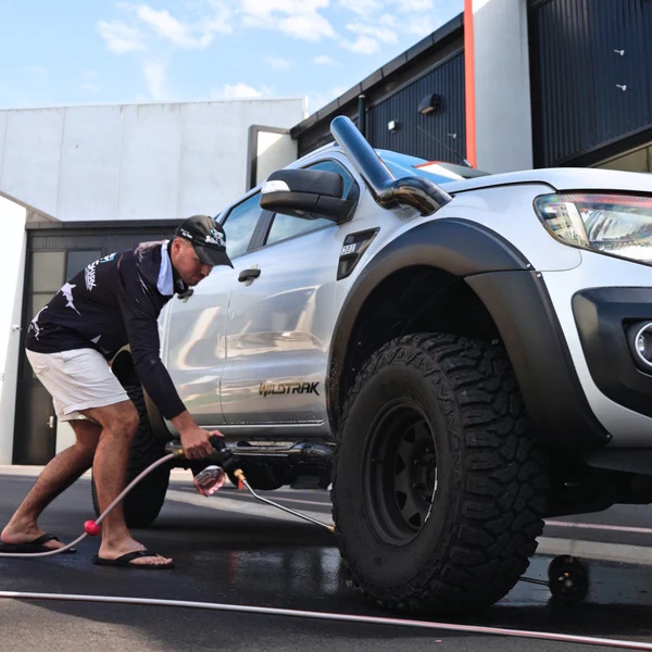 Vehicle Underbody Foam Sprayer With Standard Hose Fitting