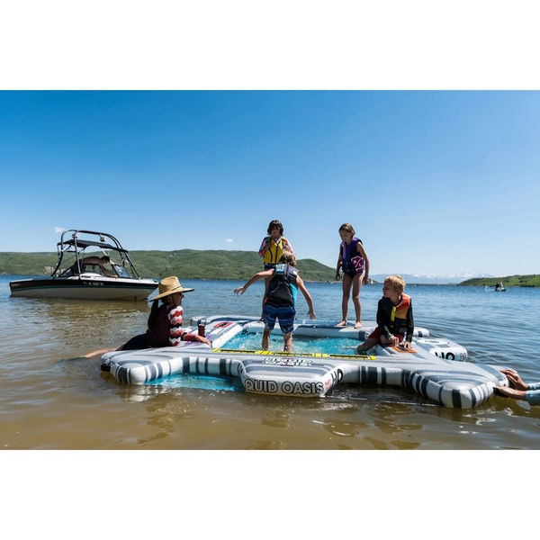 Liquid Oasis 8 Person Lounger 