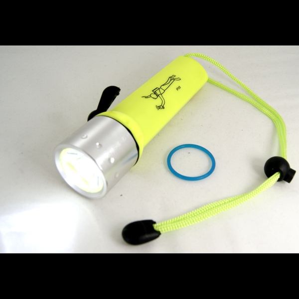 Cree Waterproof Underwater Dive Torch To 25M Deep Smart Marine